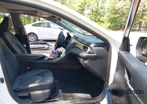 2018 Toyota Camry Se z USA, uszkodzony, nr VIN 4T1B11HK0JU630799